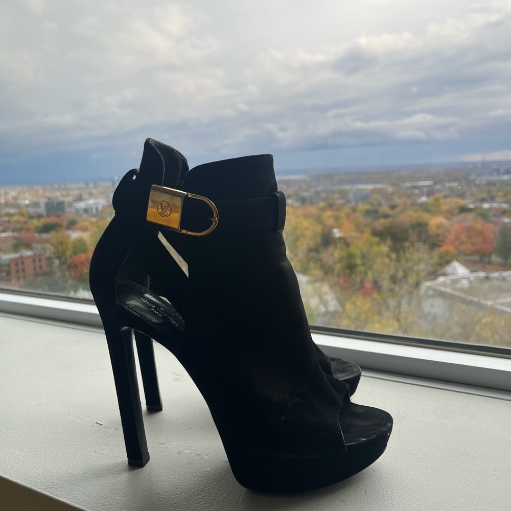 Louis Vuitton Black High Heel Peep-Toe Booties
